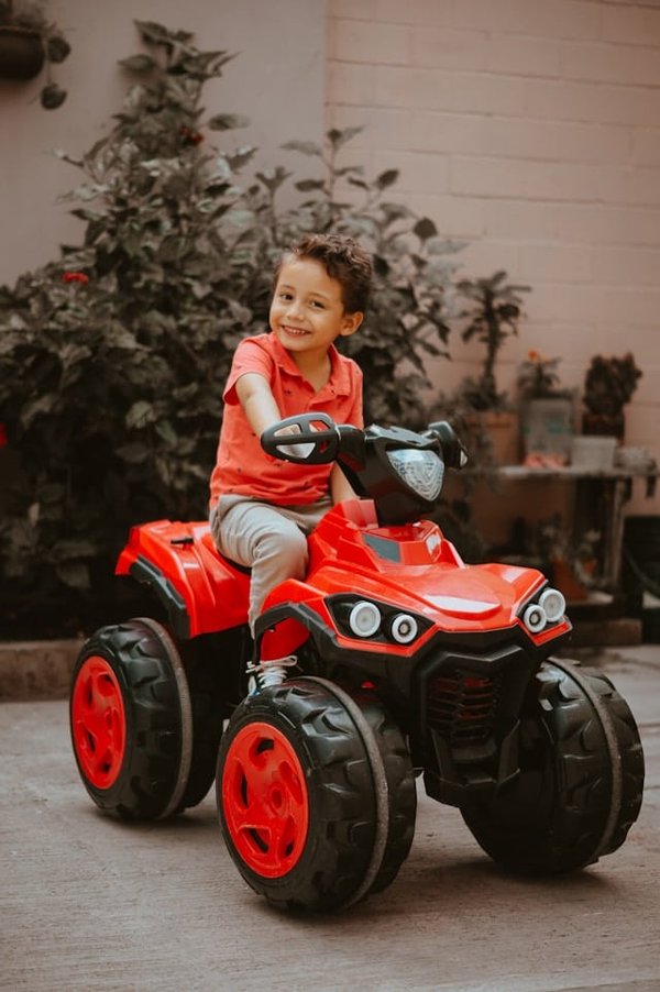 Comment créer un circuit de moto éducatif pour les enfants ?