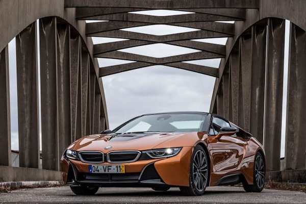 Quelles sont les meilleures options de personnalisation pour un roadster électrique ?