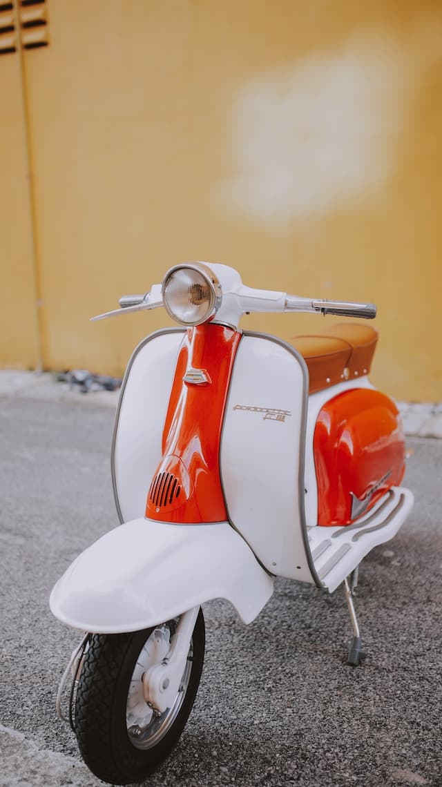 Quels sont les bénéfices de posséder un scooter Vespa électrique ?